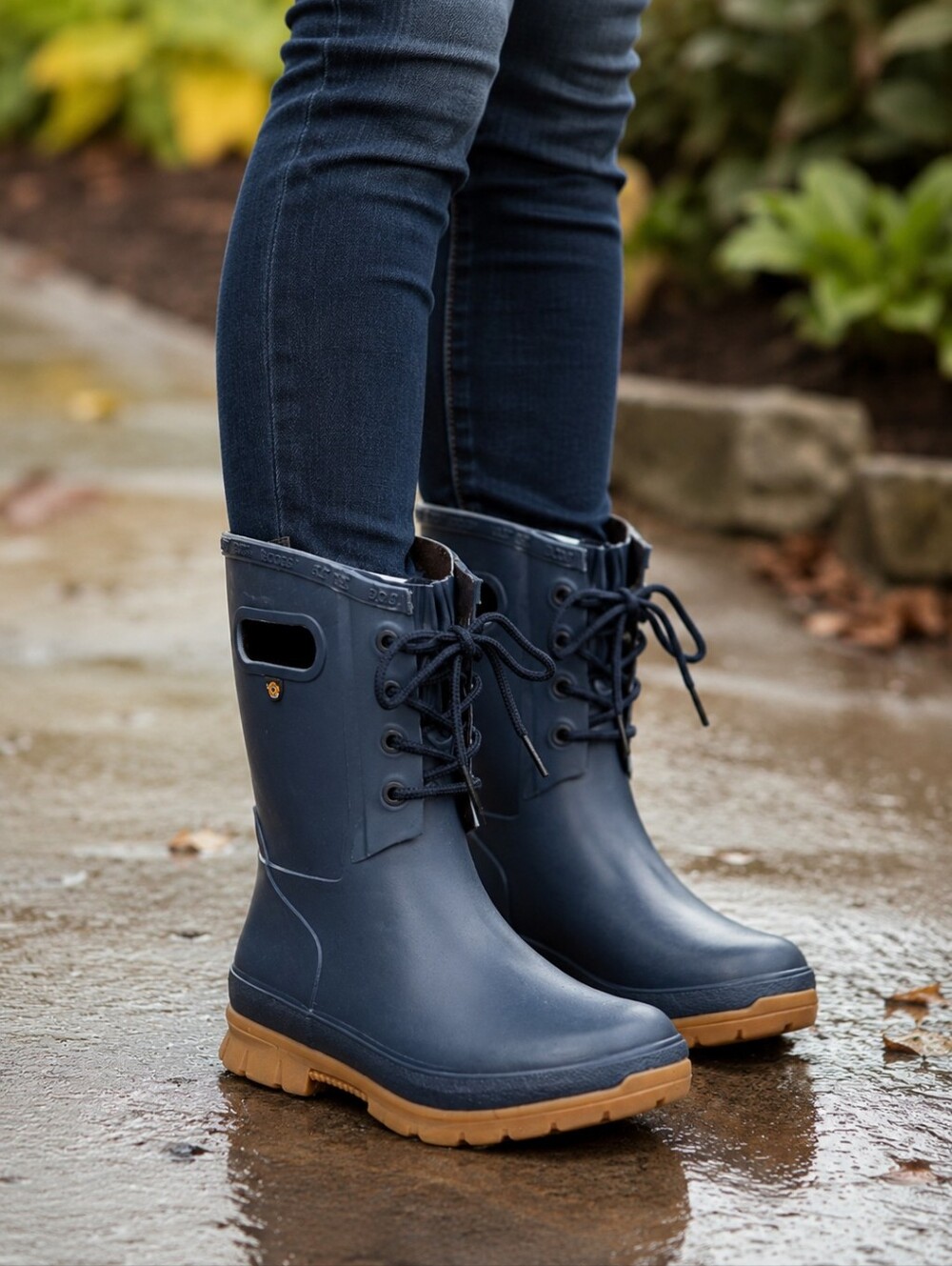 BOGS Amelia Lace Up Waterproof Boots Size 6